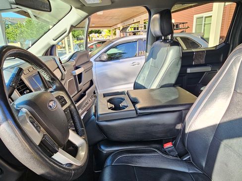 Used 2019 Ford F350 Lariat w/ Lariat Ultimate Package image 17