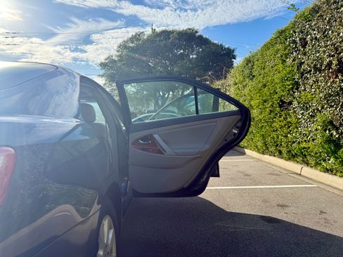 Used 2009 Toyota Camry XLE image 13