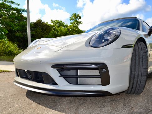Used 2022 Porsche 911 Carrera 4 GTS image 5