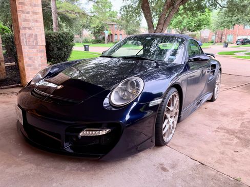 Used 2009 Porsche 911 Turbo AWD/4WD image 10