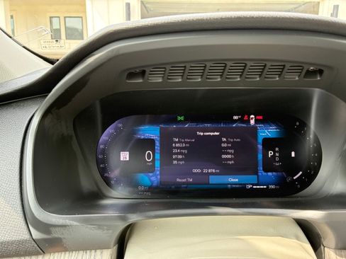 Used 2024 Volvo XC90 B6 Plus w/ Protection Package AWD/4WD image 12