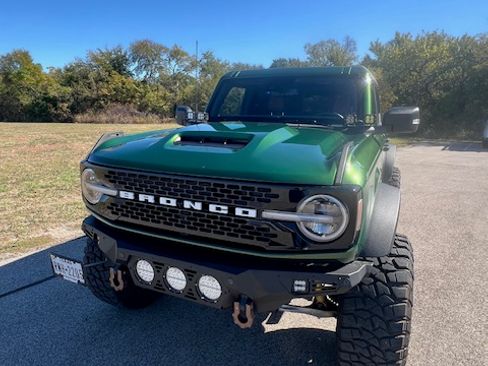 Used 2022 Ford Bronco Wildtrak image 6