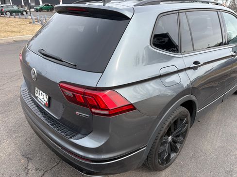 Used 2021 Volkswagen Tiguan SE R-Line image 8