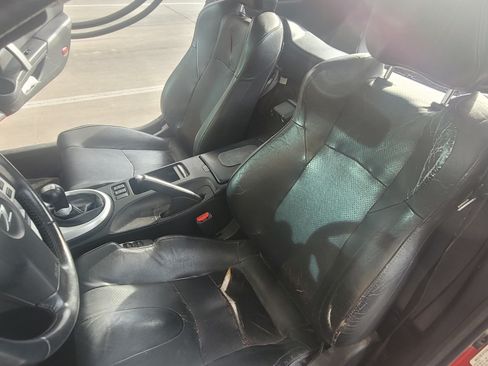 Used 2007 Nissan 350Z Grand Touring w/ Cargo Convenience Pkg image 15