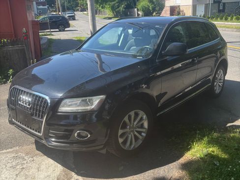Used 2014 Audi Q5 2.0T Premium Plus w/ Premium Plus Package AWD/4WD image 1