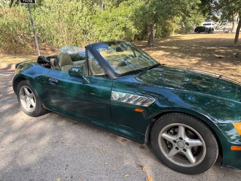 Used 1997 BMW Z3 2.8 RWD image 9