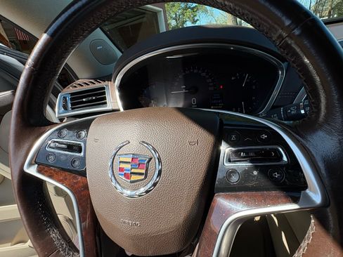 Used 2014 Cadillac SRX Performance w/ Driver Awareness Package image 4