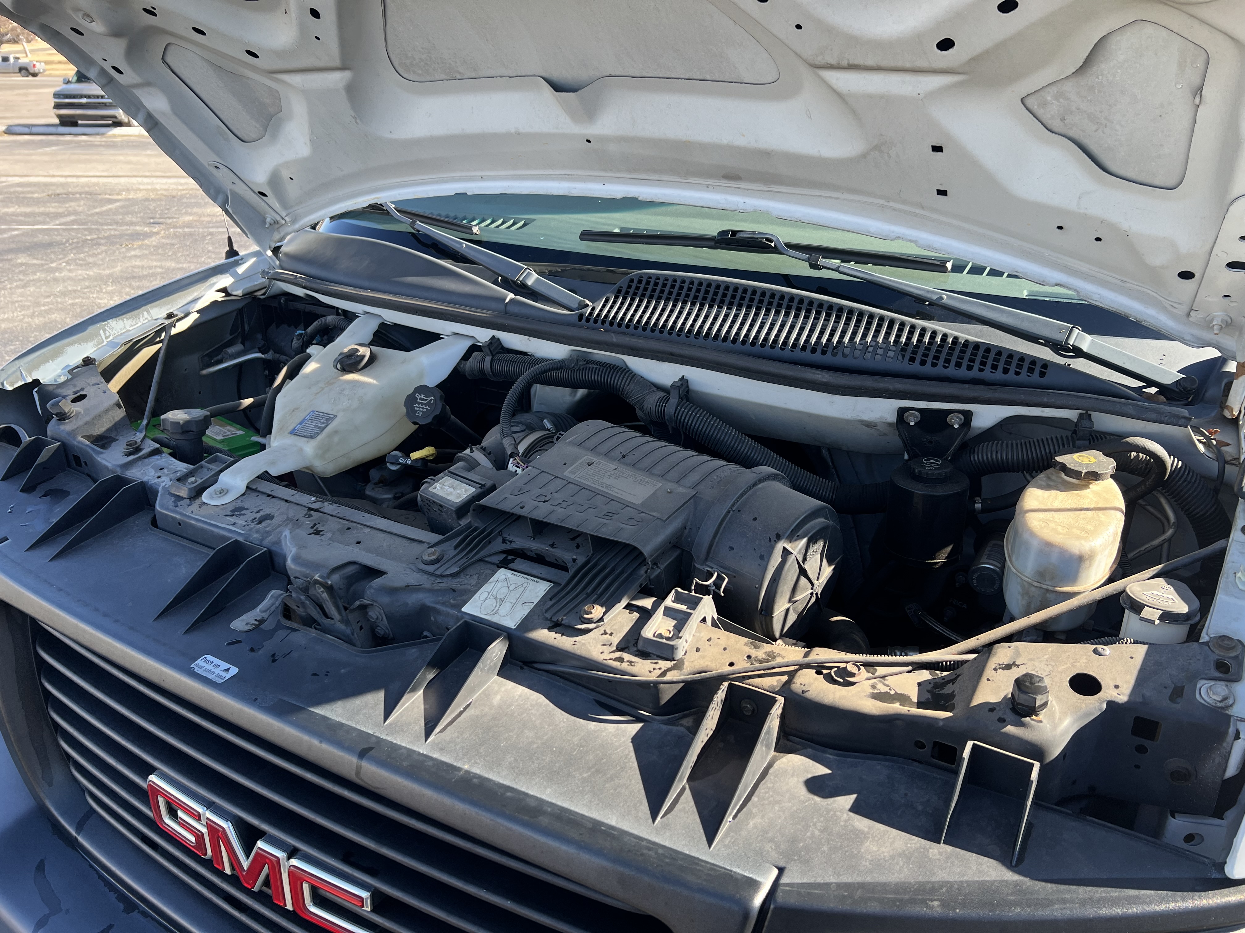 Used 2012 GMC Savana 3500 RWD image 12