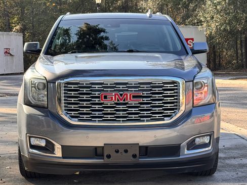 Used 2019 GMC Yukon Denali w/ Denali Ultimate Package image 5