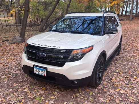 Used 2015 Ford Explorer Sport w/ Equipment Group 401A image 10