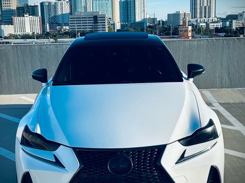 Used 2018 Lexus IS 300 F Sport w/ F Sport Package RWD image 2