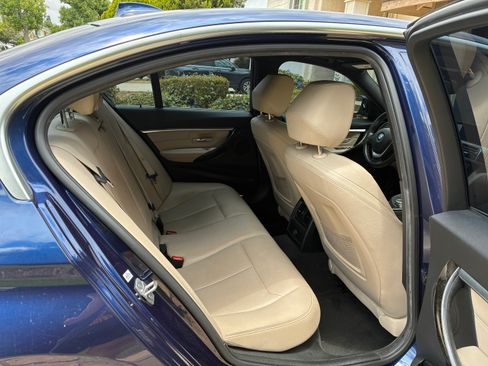 Used 2017 BMW 330i Sedan RWD image 8
