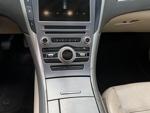 Used 2017 Lincoln MKZ Reserve w/ Climate Package image 22