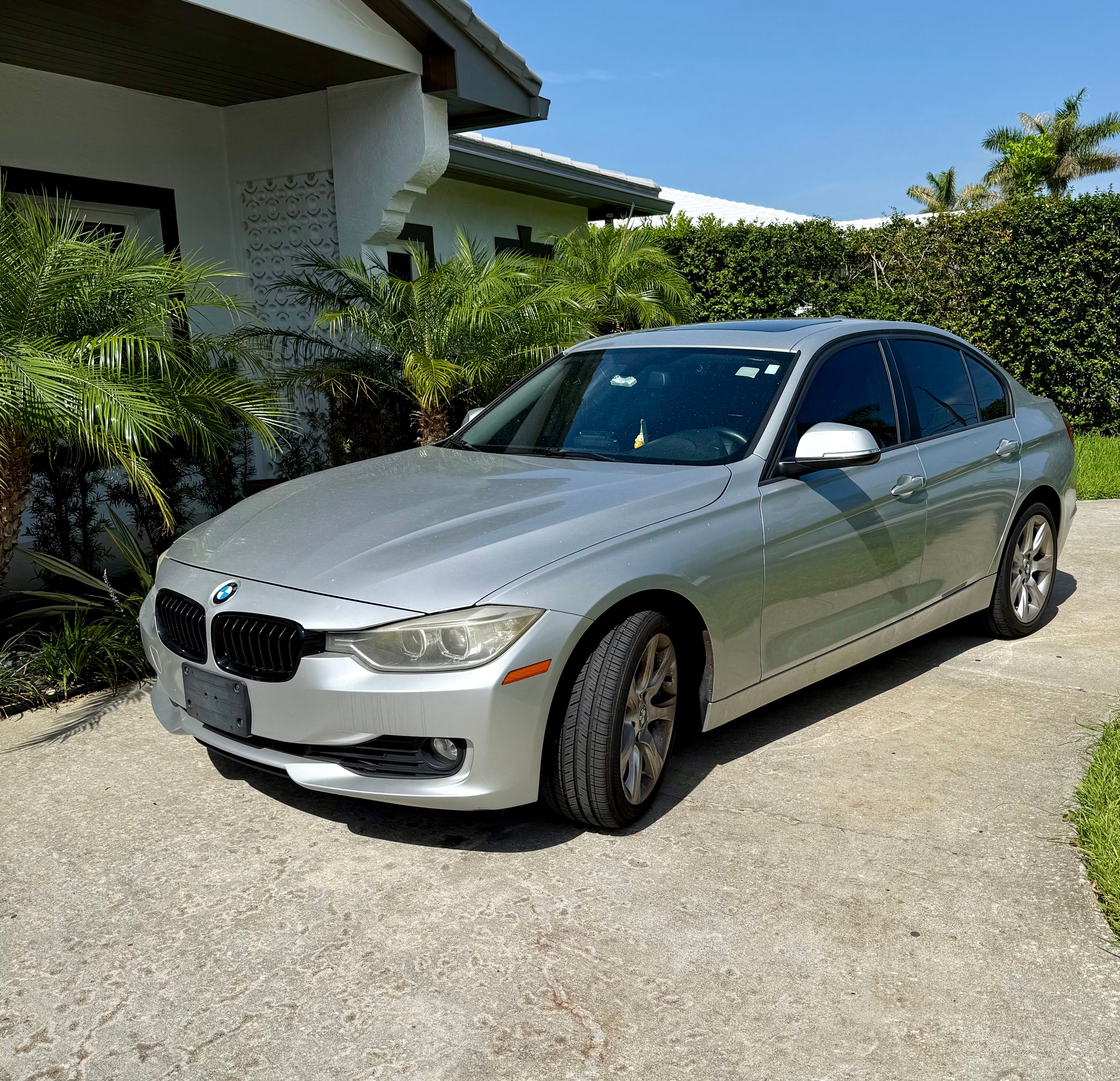 Used 2014 BMW 335i xDrive Sedan AWD/4WD image 10