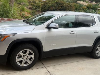 Used 2018 GMC Acadia SLE w/ LPO, Floor Liner Package