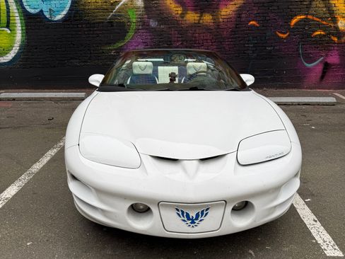 Used 1999 Pontiac Firebird Trans Am image 4