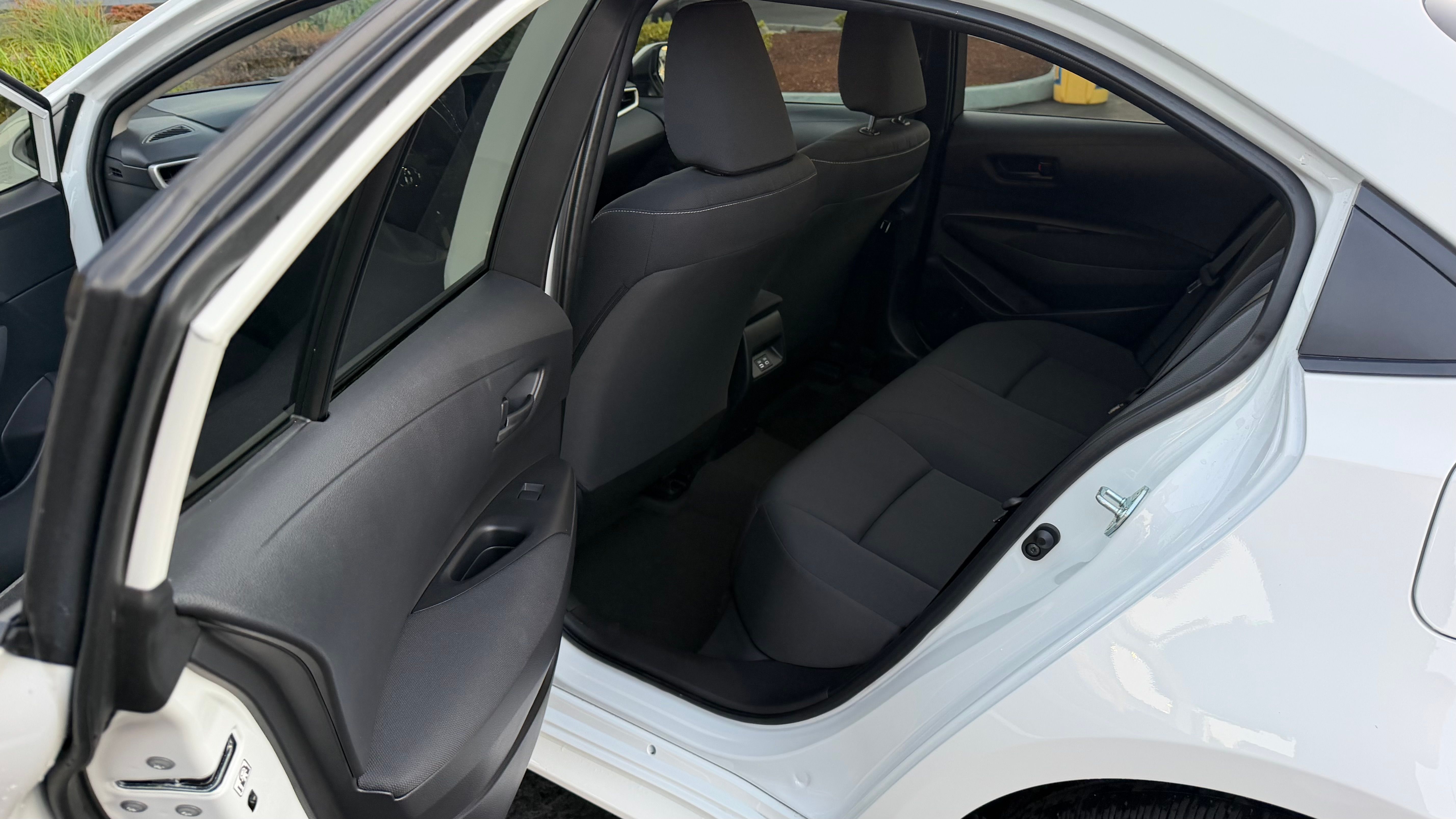 Used 2026 Toyota Corolla LE FWD image 12