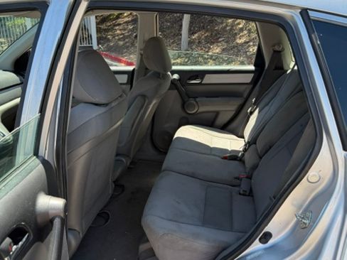 Used 2011 Honda CR-V LX image 9