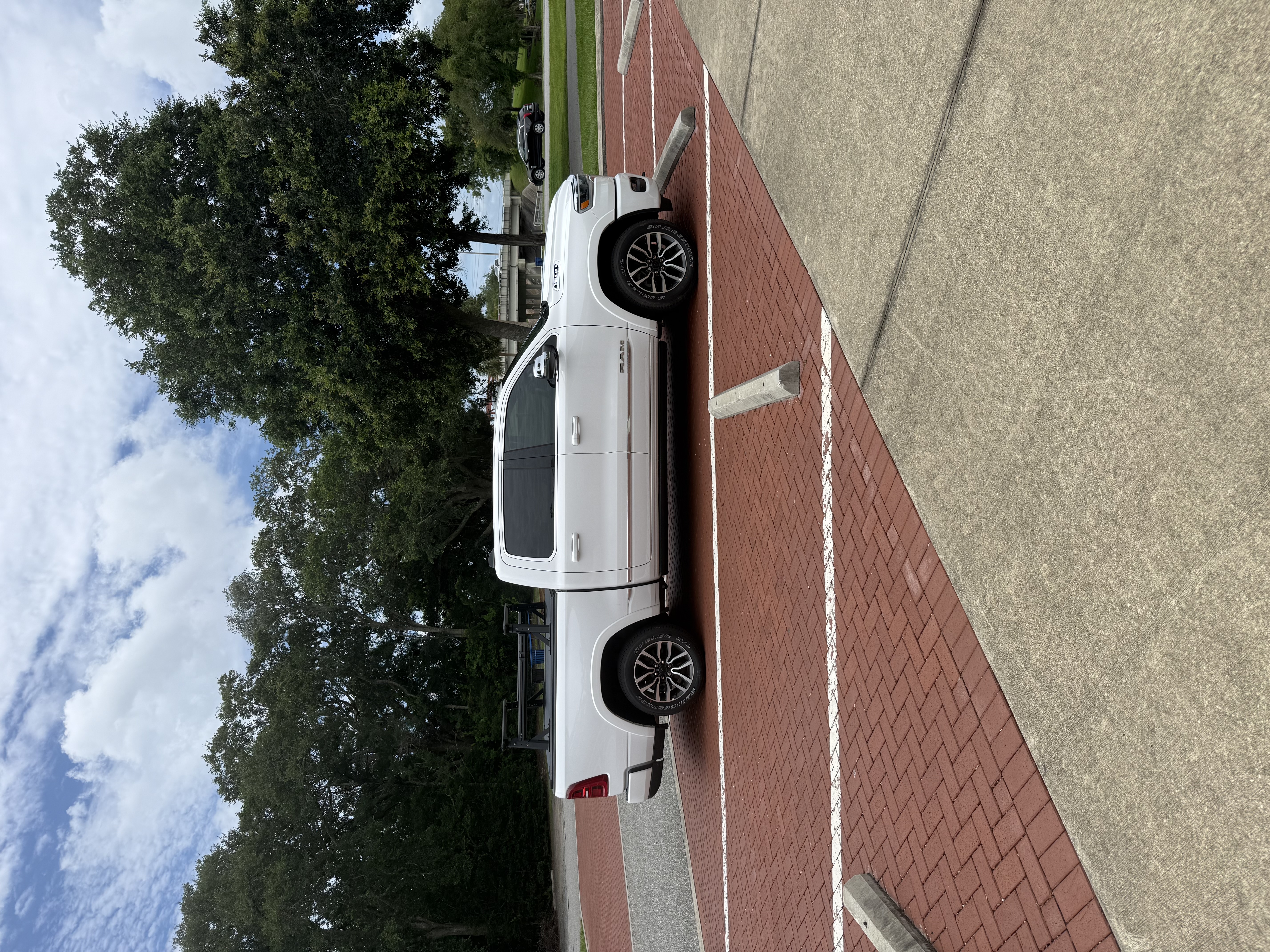 Used 2026 RAM 1500 Limited w/ Body Color Bumper Group AWD/4WD image 5