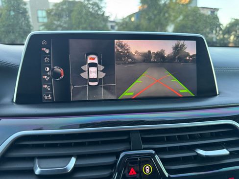 Used 2016 BMW 750i xDrive image 15