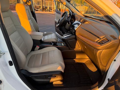 Used 2021 Honda CR-V Touring image 5