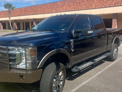 Used 2021 Ford F250 Lariat w/ Lariat Ultimate Package image 1