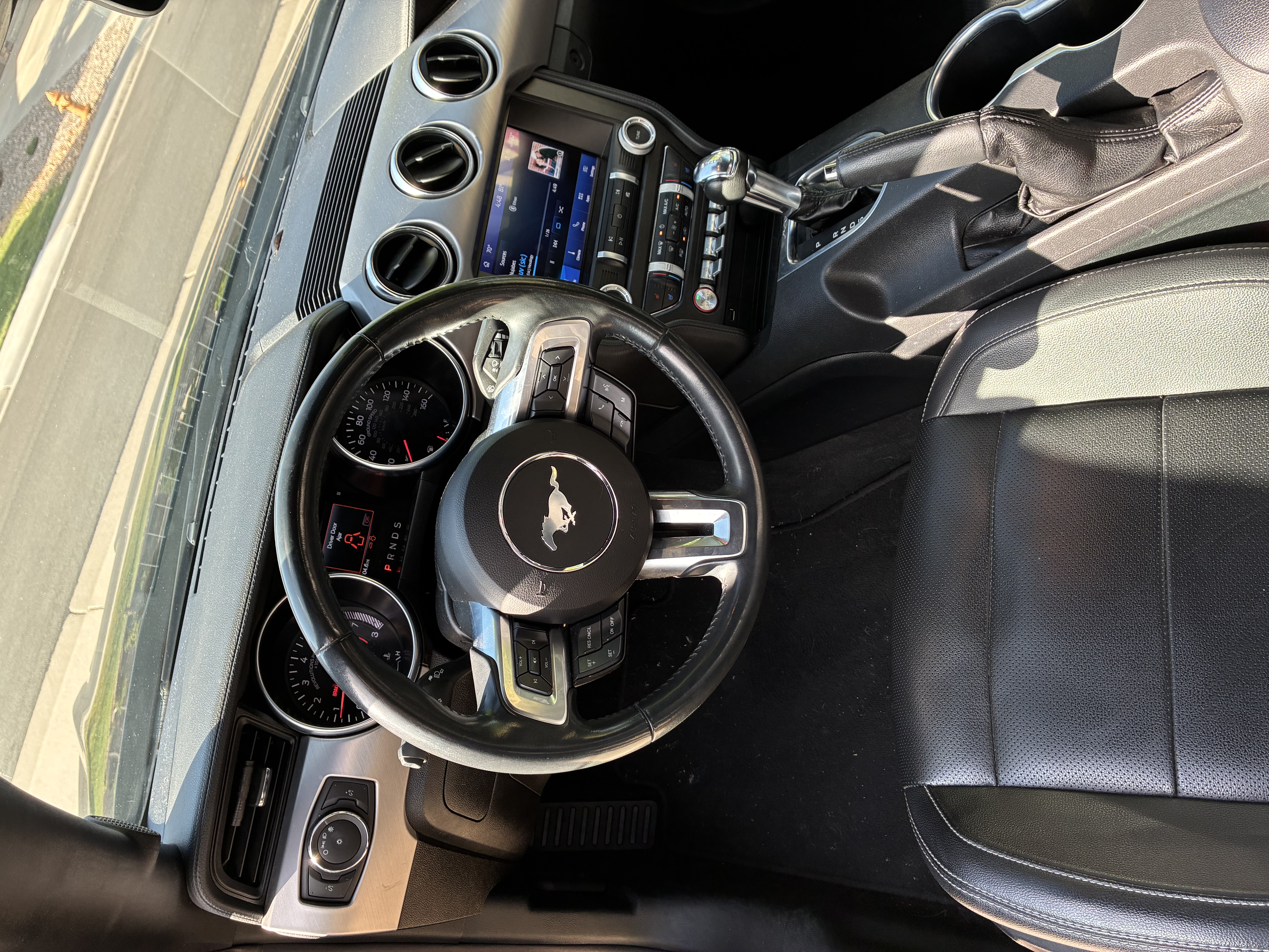 Used 2023 Ford Mustang Premium RWD image 10