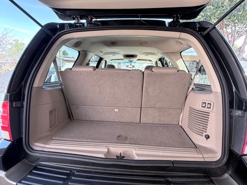 Used 2003 Ford Expedition Eddie Bauer image 30