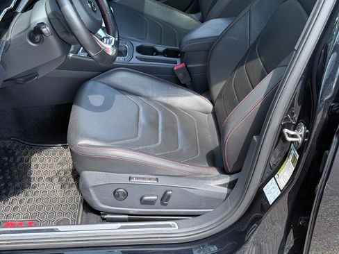 Used 2021 Volkswagen Jetta GLI Autobahn FWD image 16