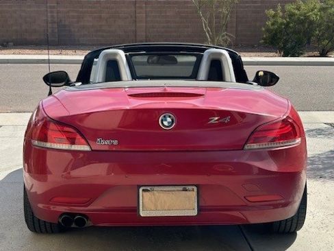 Used 2014 BMW Z4 sDrive28i image 10