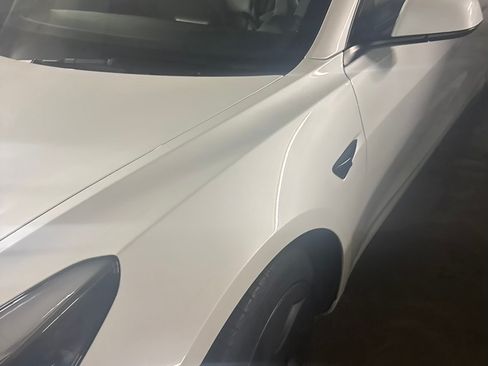 Used 2021 Tesla Model Y Long Range AWD/4WD image 5