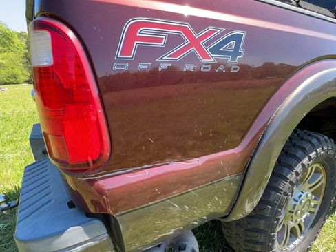 Used 2015 Ford F250 King Ranch w/ FX4 Off-Road Package AWD/4WD image 18