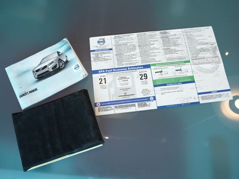 Used 2011 Volvo C30 T5 R-Design FWD image 32