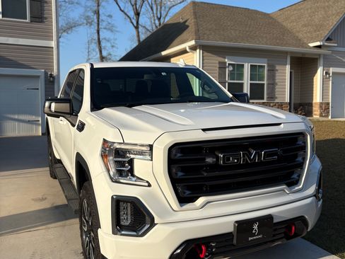 Used 2021 GMC Sierra 1500 AT4 w/ AT4 Preferred Package image 5