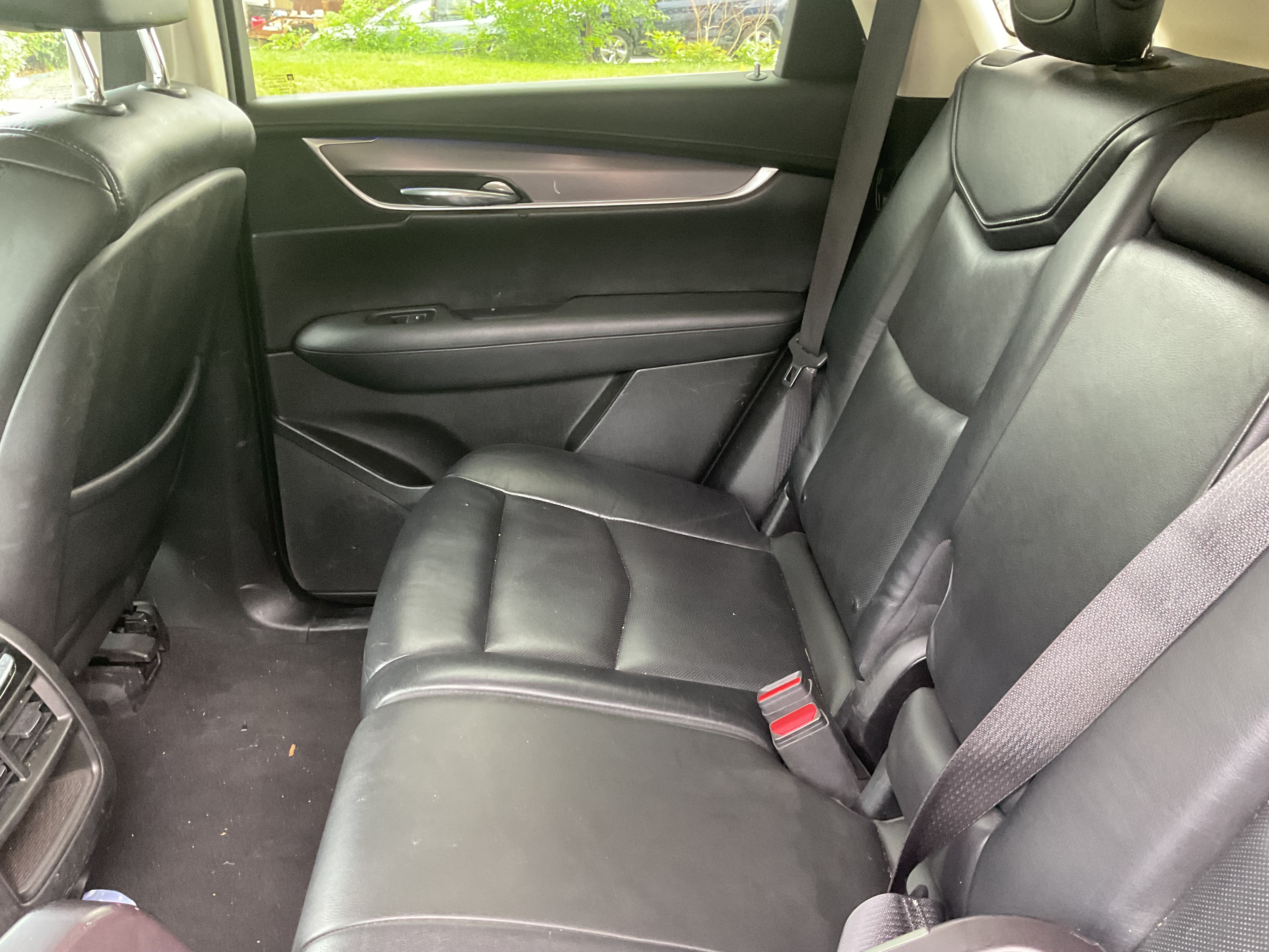 Used 2017 Cadillac XT5 Premium Luxury FWD image 5