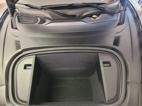 Used 2023 Porsche Taycan 4S image 8