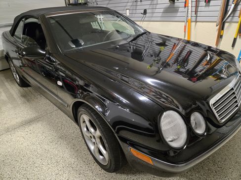 Used 1999 Mercedes-Benz CLK 320 Cabriolet image 1