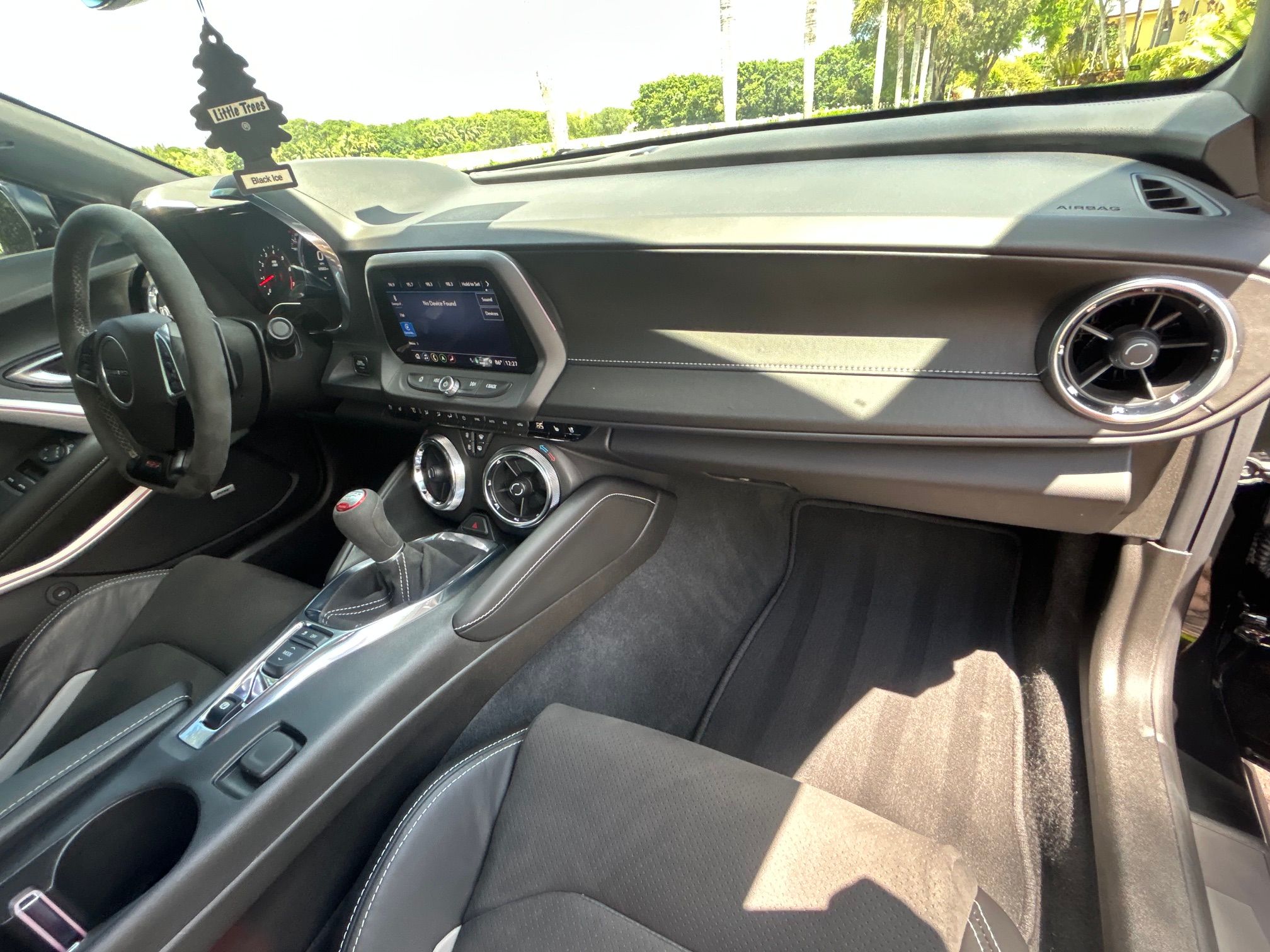 Used 2022 Chevrolet Camaro SS RWD image 17