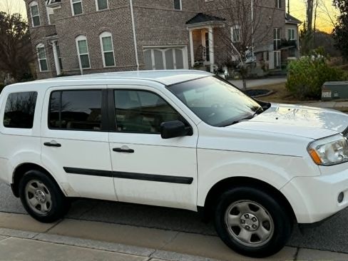Used 2011 Honda Pilot LX image 9