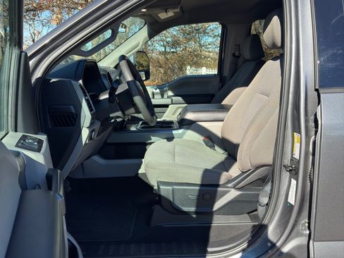 Used 2021 Ford F250 XLT w/ XLT Premium Package image 14