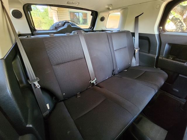 Used 2007 Toyota FJ Cruiser 4WD w/ Upgrade Pkg 1 image 9