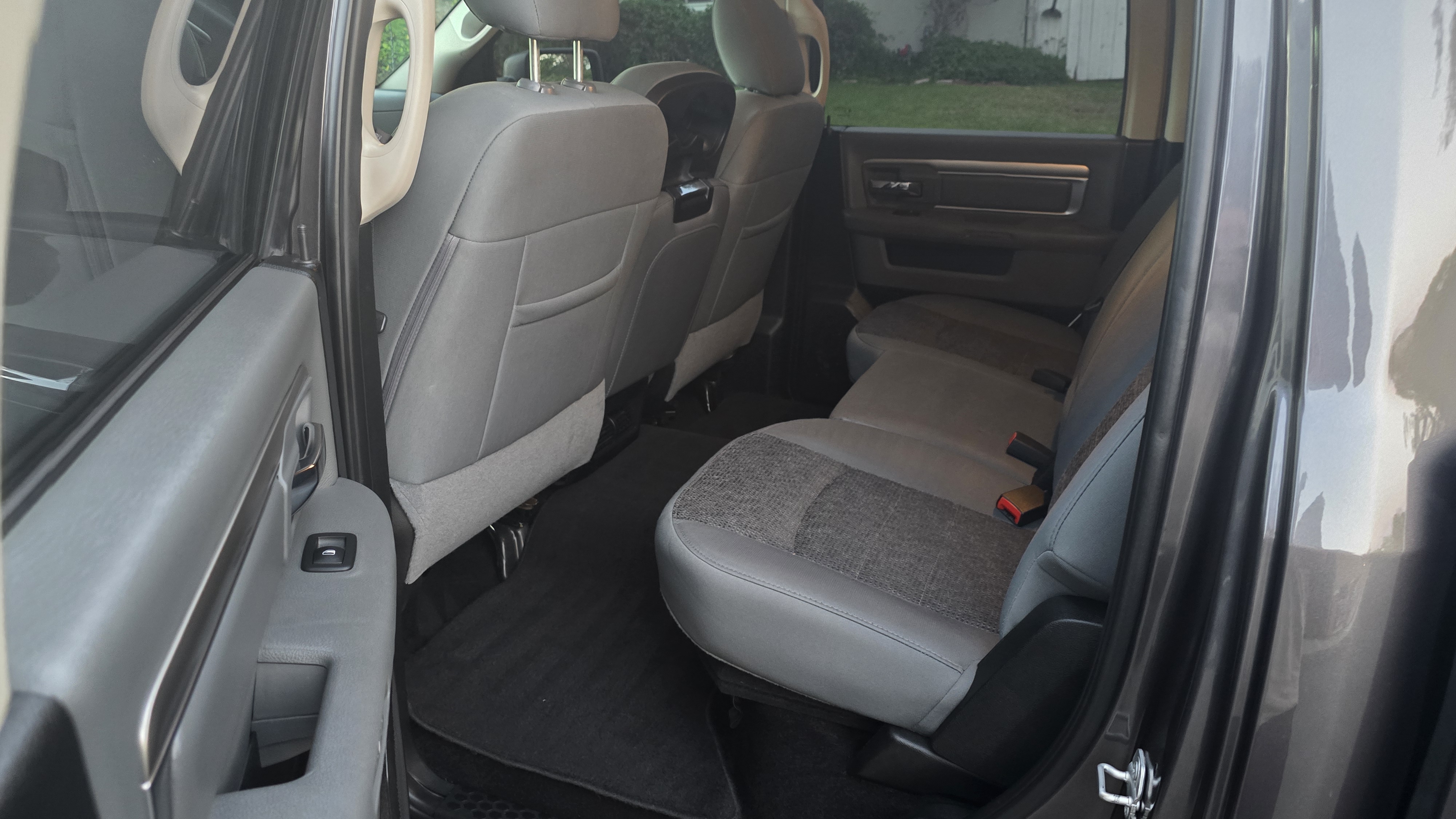Used 2017 RAM 1500 Big Horn AWD/4WD image 17