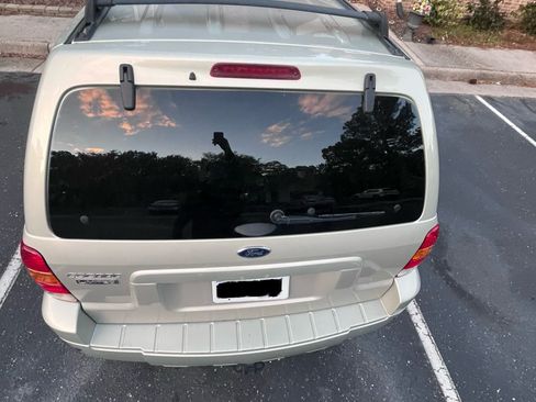 Used 2005 Ford Escape Limited image 5