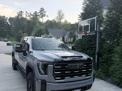 Used 2025 GMC Sierra 2500 AT4 w/ AT4 Premium Plus Package