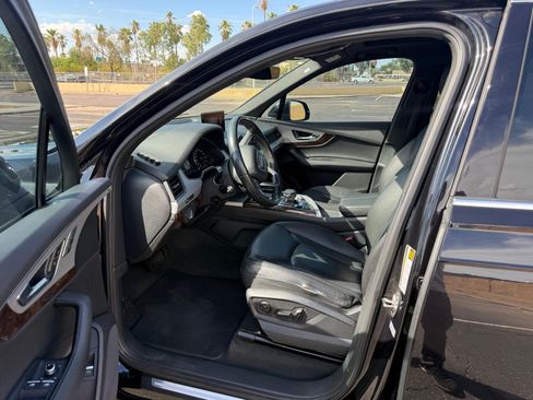 Used 2019 Audi Q7 2.0T Premium w/ Convenience Package AWD/4WD image 9
