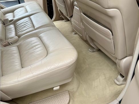 Used 2000 Lexus LX 470 4WD image 19