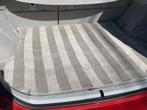 Used 2015 Toyota Prius Four image 12