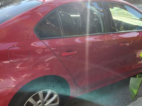 Used 2012 Volkswagen Jetta SE image 4