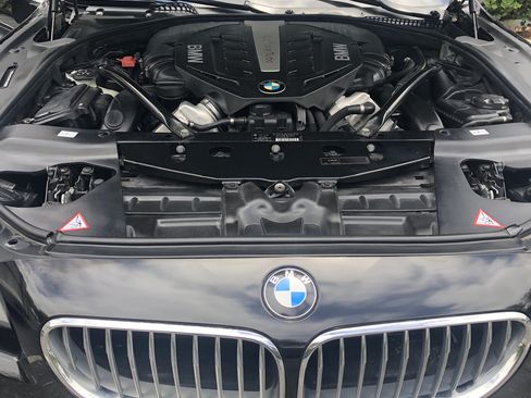 Used 2012 BMW 650i Convertible image 20