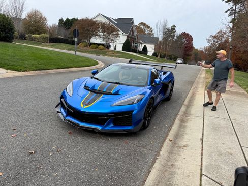 Used 2026 Chevrolet Corvette ZR1 w/ ZR1 Carbon Fiber Aero Package image 11